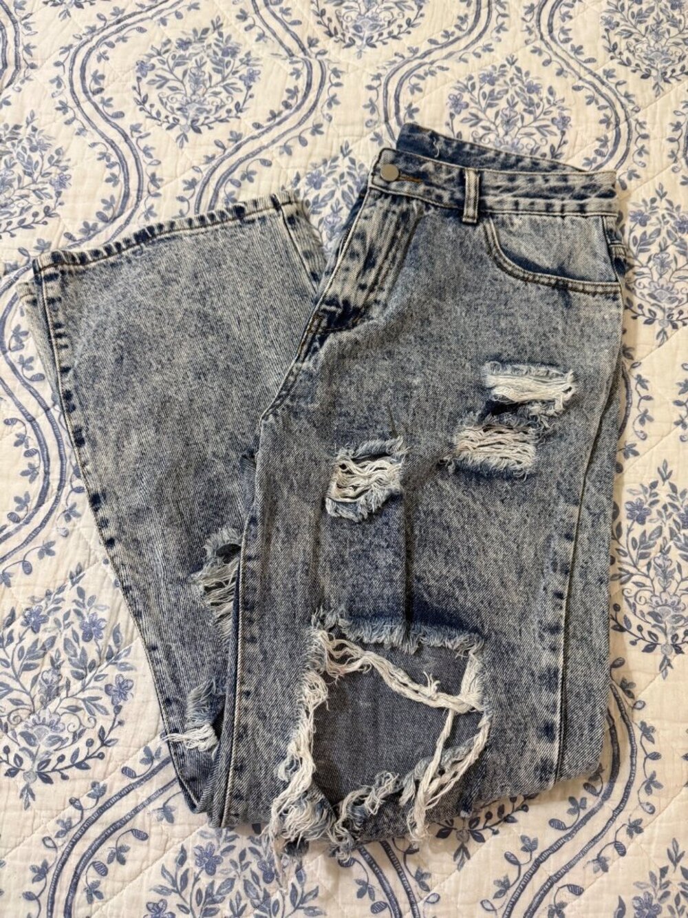 Women’s L Acid Wash Distressed Ripped Jeans Light Wash Straight Leg Y2K